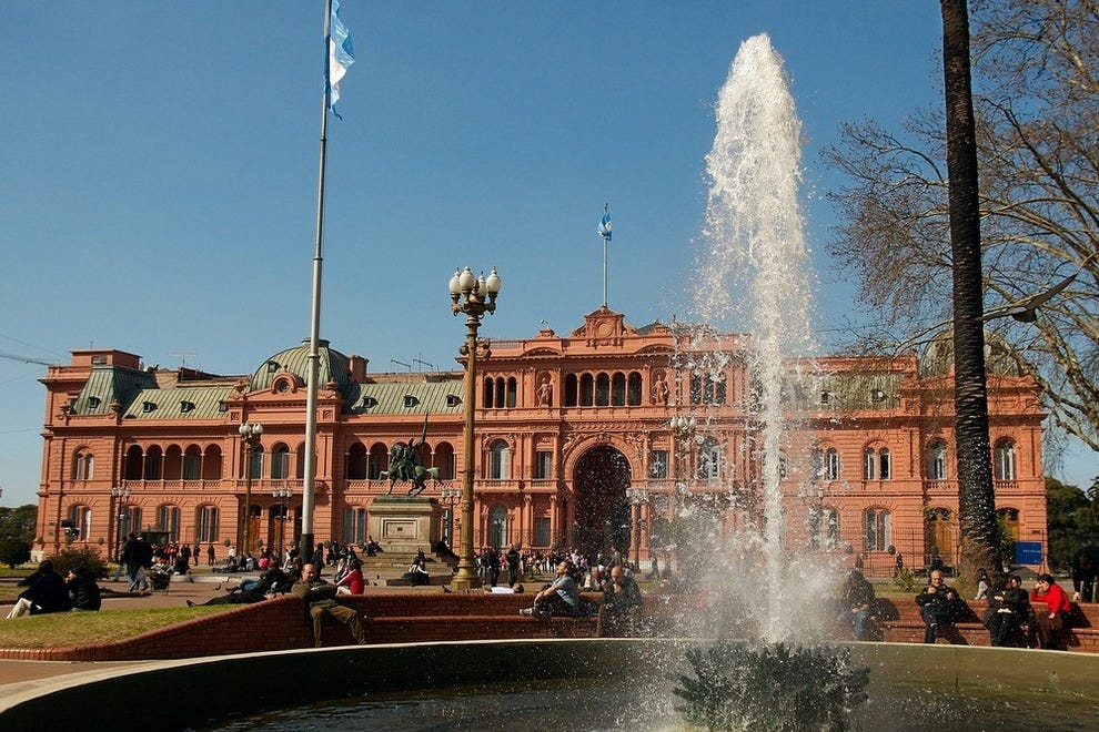 https://mdw-travel-data-us-east-1.s3.amazonaws.com/img/country/Argentina/Monumento-al-Bicentenario/img_01.jpg