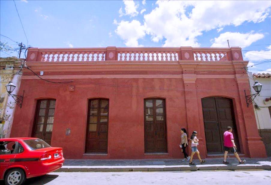https://mdw-travel-data-us-east-1.s3.amazonaws.com/img/country/Argentina/Museo-Guemes/img_01.jpg