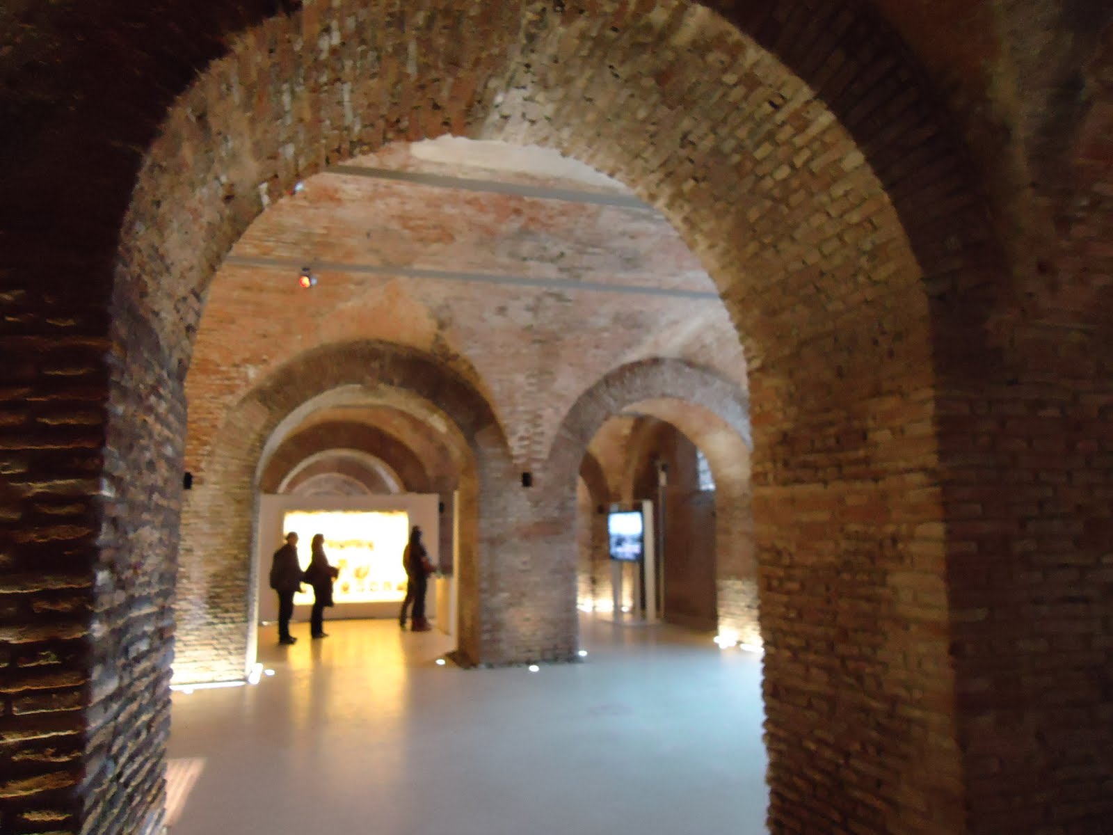 https://mdw-travel-data-us-east-1.s3.amazonaws.com/img/country/Argentina/Museo-Hieronimiano/img_03.jpg