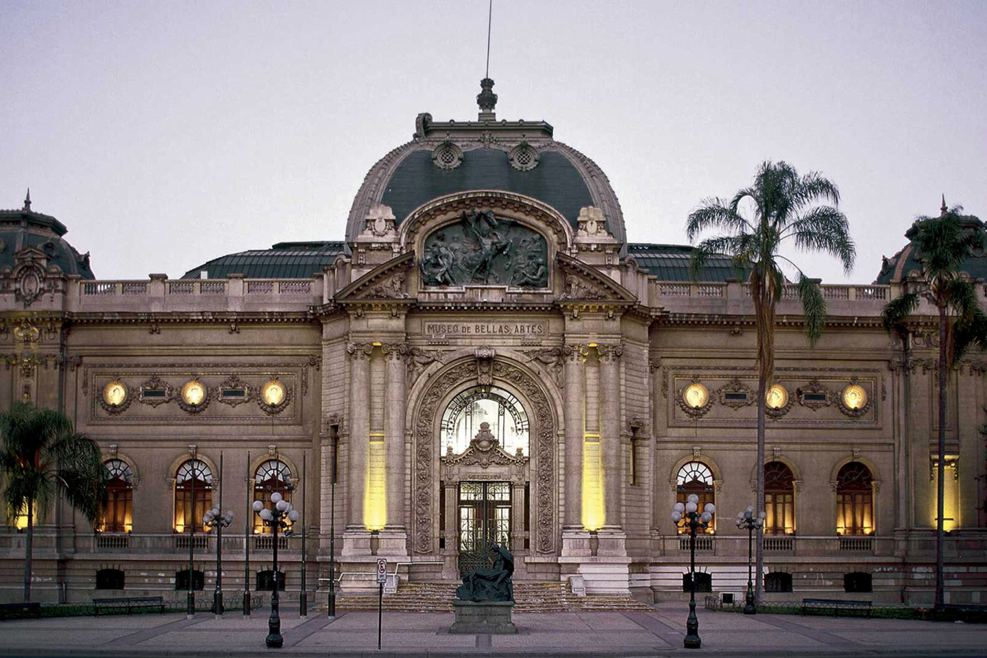https://mdw-travel-data-us-east-1.s3.amazonaws.com/img/country/Argentina/Museo-Nacional-de-Bellas-Artes/img_03.jpg
