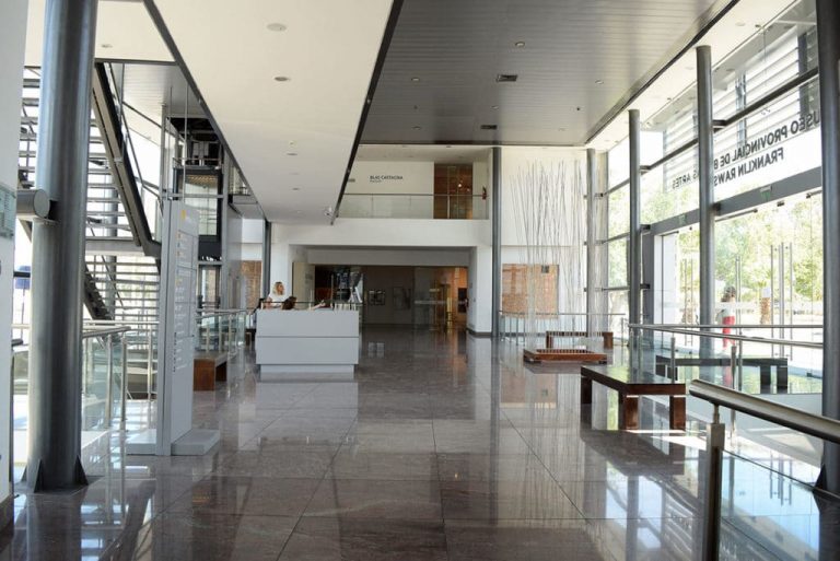 https://mdw-travel-data-us-east-1.s3.amazonaws.com/img/country/Argentina/Museo-de-Bellas-Artes-Franklin-Rawson/img_03.jpg