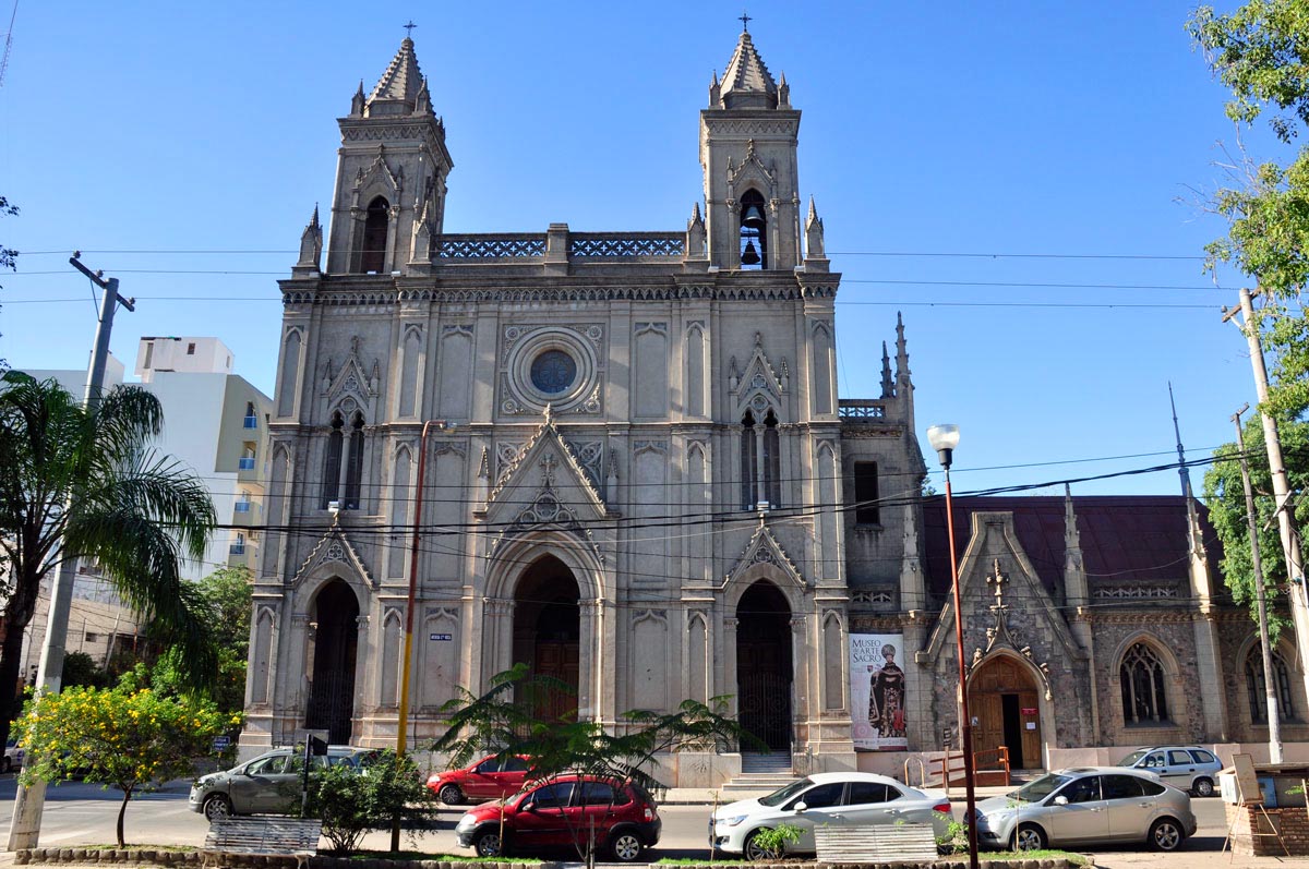 https://mdw-travel-data-us-east-1.s3.amazonaws.com/img/country/Argentina/Museo-del-Arte-Sacro-Enrique-Plana/img_01.jpg