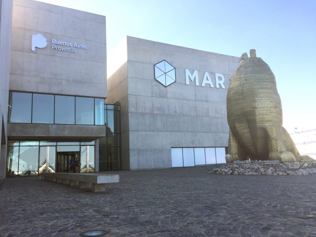 https://mdw-travel-data-us-east-1.s3.amazonaws.com/img/country/Argentina/Museo-del-Mar/img_02.jpg