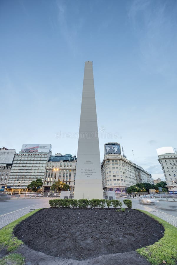 https://mdw-travel-data-us-east-1.s3.amazonaws.com/img/country/Argentina/Obelisco/img_02.jpg