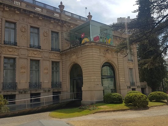 https://mdw-travel-data-us-east-1.s3.amazonaws.com/img/country/Argentina/Palacio-Ferreyra/img_03.jpg