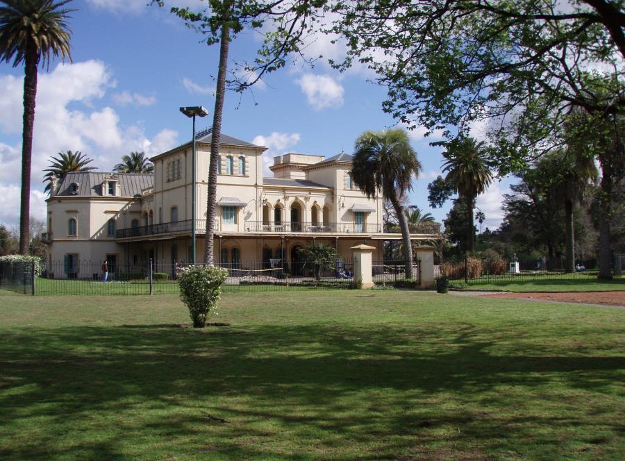 https://mdw-travel-data-us-east-1.s3.amazonaws.com/img/country/Argentina/Parque-Avellaneda/img_03.jpg