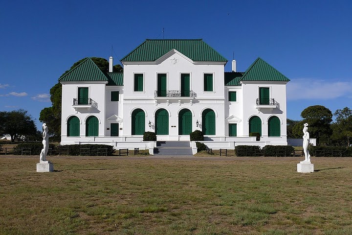 https://mdw-travel-data-us-east-1.s3.amazonaws.com/img/country/Argentina/Parque-Luro-Provincial-Reserve/img_05.jpg