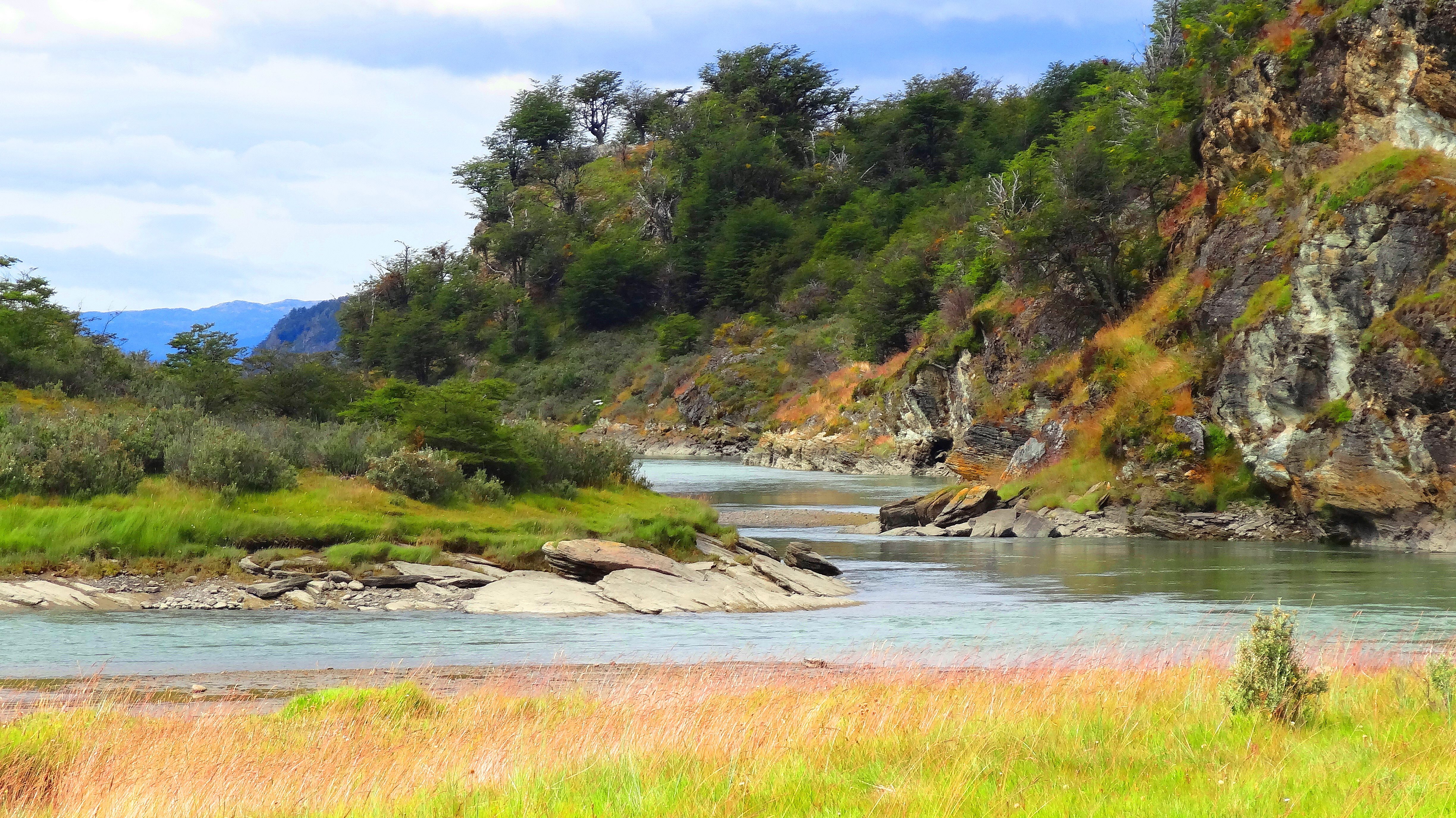 https://mdw-travel-data-us-east-1.s3.amazonaws.com/img/country/Argentina/Parque-Nacional-Tierra-del-Fuego/img_01.jpg