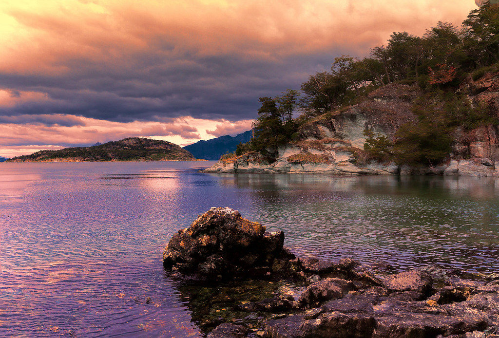 https://mdw-travel-data-us-east-1.s3.amazonaws.com/img/country/Argentina/Parque-Nacional-Tierra-del-Fuego/img_04.jpg