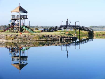 https://mdw-travel-data-us-east-1.s3.amazonaws.com/img/country/Argentina/Parque-Recreativo-Don-Tomas/img_04.jpg