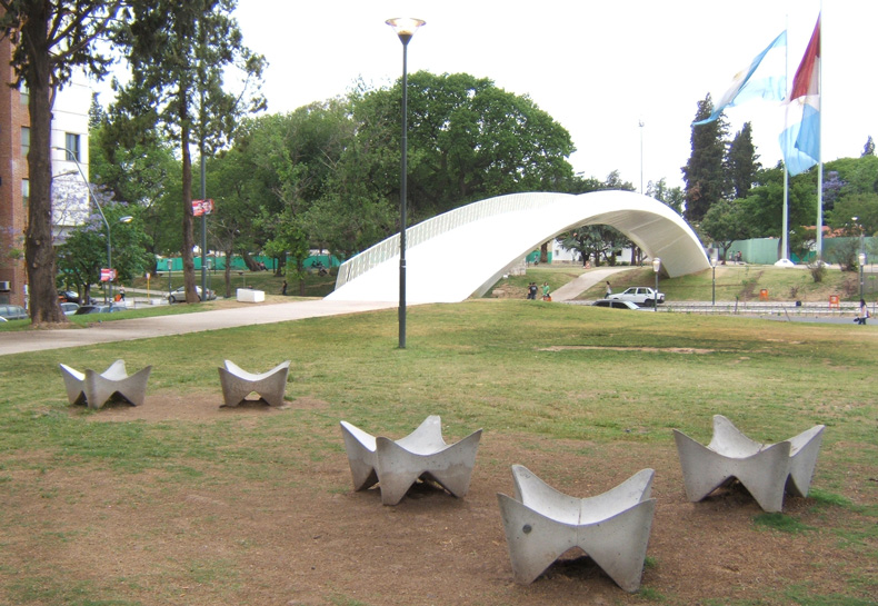 https://mdw-travel-data-us-east-1.s3.amazonaws.com/img/country/Argentina/Parque-de-las-Tejas/img_03.jpg