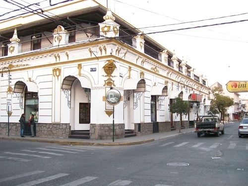 https://mdw-travel-data-us-east-1.s3.amazonaws.com/img/country/Argentina/Paseo-del-Siglo/img_01.jpg