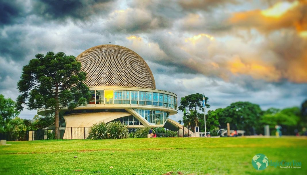 https://mdw-travel-data-us-east-1.s3.amazonaws.com/img/country/Argentina/Planetario-Galileo-Galilei/img_02.jpg