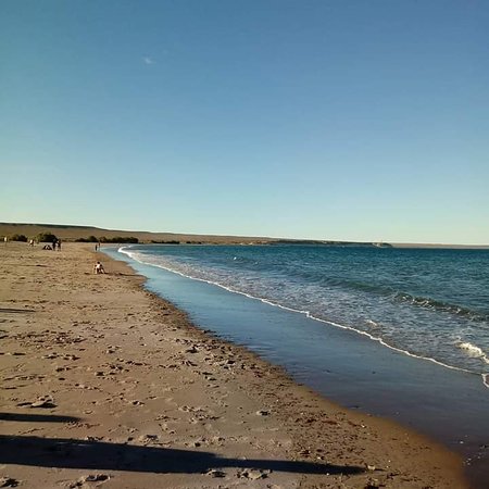 https://mdw-travel-data-us-east-1.s3.amazonaws.com/img/country/Argentina/Playa-El-Doradillo/img_02.jpg