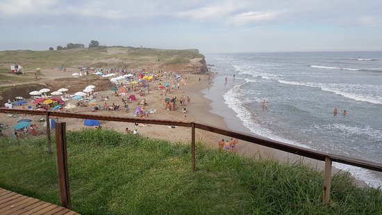 https://mdw-travel-data-us-east-1.s3.amazonaws.com/img/country/Argentina/Playa-Escondida/img_02.jpg