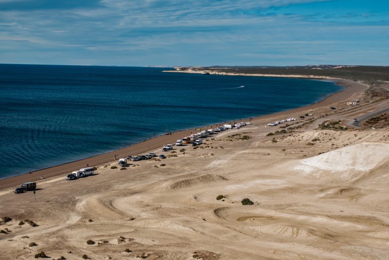 https://mdw-travel-data-us-east-1.s3.amazonaws.com/img/country/Argentina/Playa-Parana/img_02.jpg