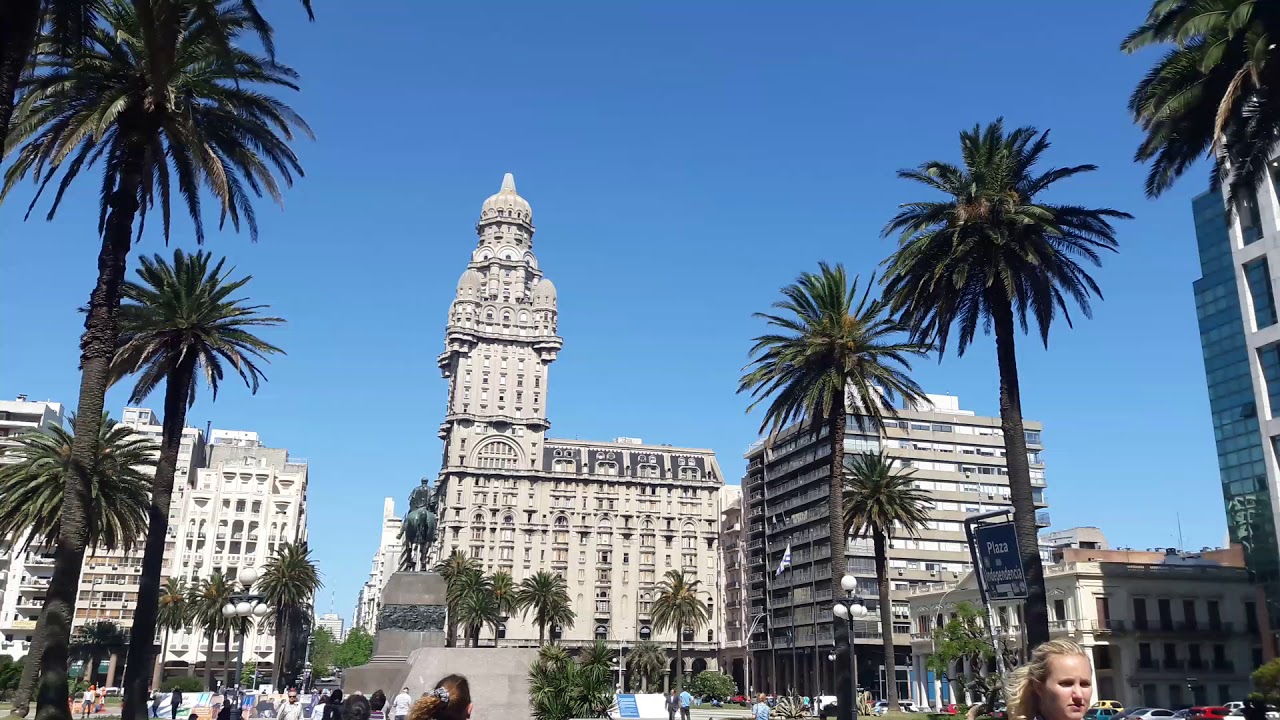 https://mdw-travel-data-us-east-1.s3.amazonaws.com/img/country/Argentina/Plaza-Independencia/img_02.jpg