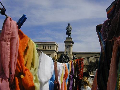 https://mdw-travel-data-us-east-1.s3.amazonaws.com/img/country/Argentina/Plaza-Velez-Sarsfield/img_00.jpg