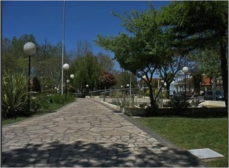 https://mdw-travel-data-us-east-1.s3.amazonaws.com/img/country/Argentina/Plaza-del-Agua/img_03.jpg