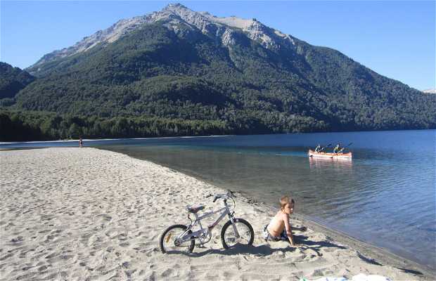 https://mdw-travel-data-us-east-1.s3.amazonaws.com/img/country/Argentina/Puerto-Arrayanes/img_01.jpg