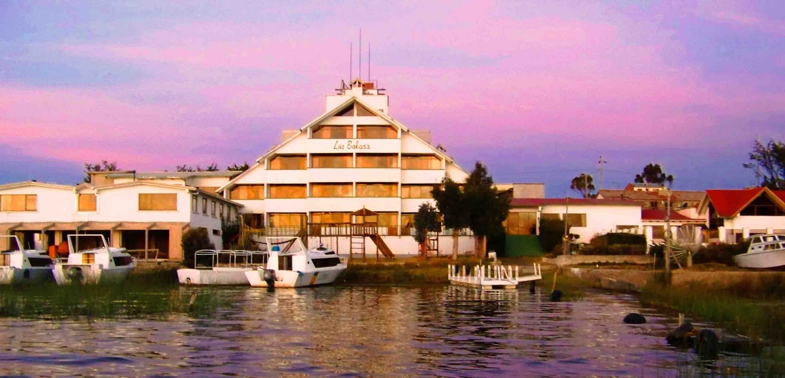 https://mdw-travel-data-us-east-1.s3.amazonaws.com/img/country/Argentina/Puerto-Las-Balsas/img_03.jpg