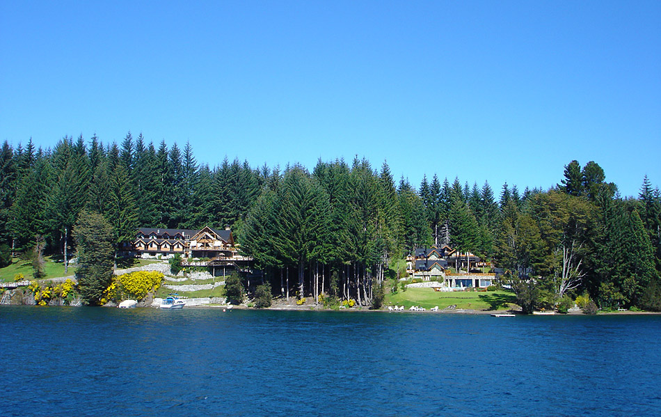 https://mdw-travel-data-us-east-1.s3.amazonaws.com/img/country/Argentina/Puerto-Manzano/img_03.jpg