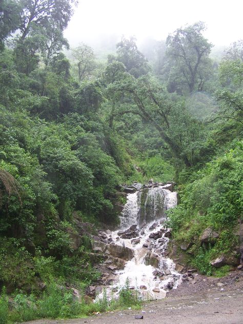 https://mdw-travel-data-us-east-1.s3.amazonaws.com/img/country/Argentina/Quebrada-de-Los-Sosa/img_02.jpg