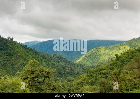 https://mdw-travel-data-us-east-1.s3.amazonaws.com/img/country/Argentina/Quebrada-de-Los-Sosa/img_04.jpg