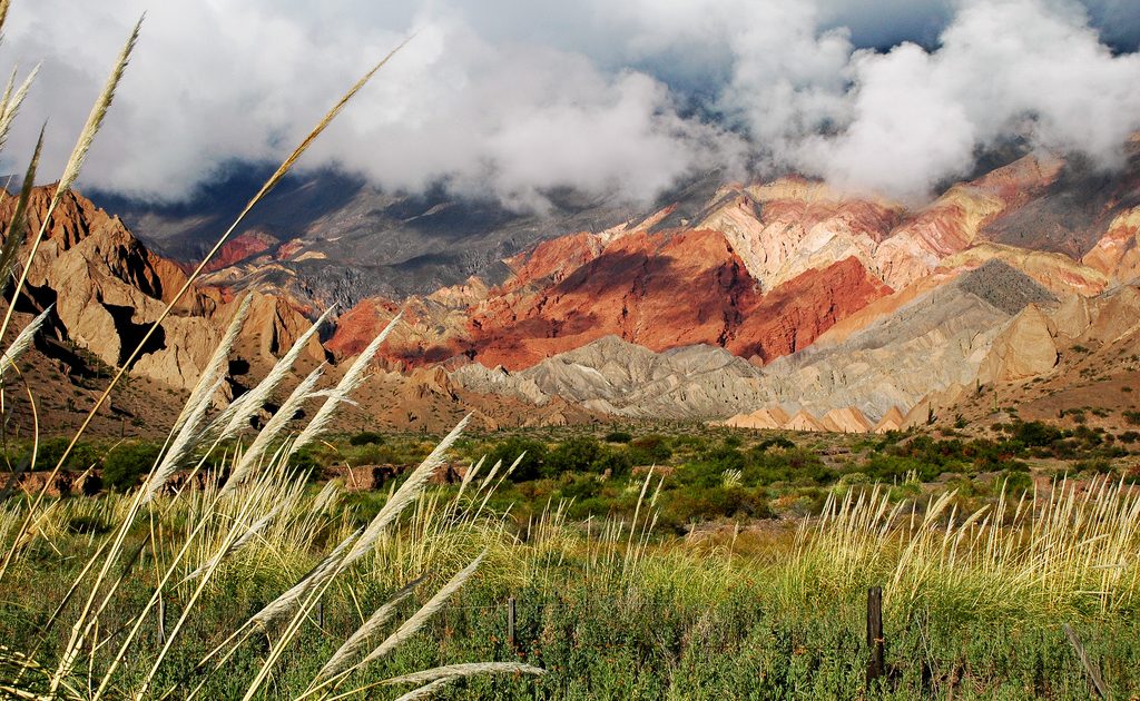 https://mdw-travel-data-us-east-1.s3.amazonaws.com/img/country/Argentina/Quebrada-del-Toro/img_02.jpg