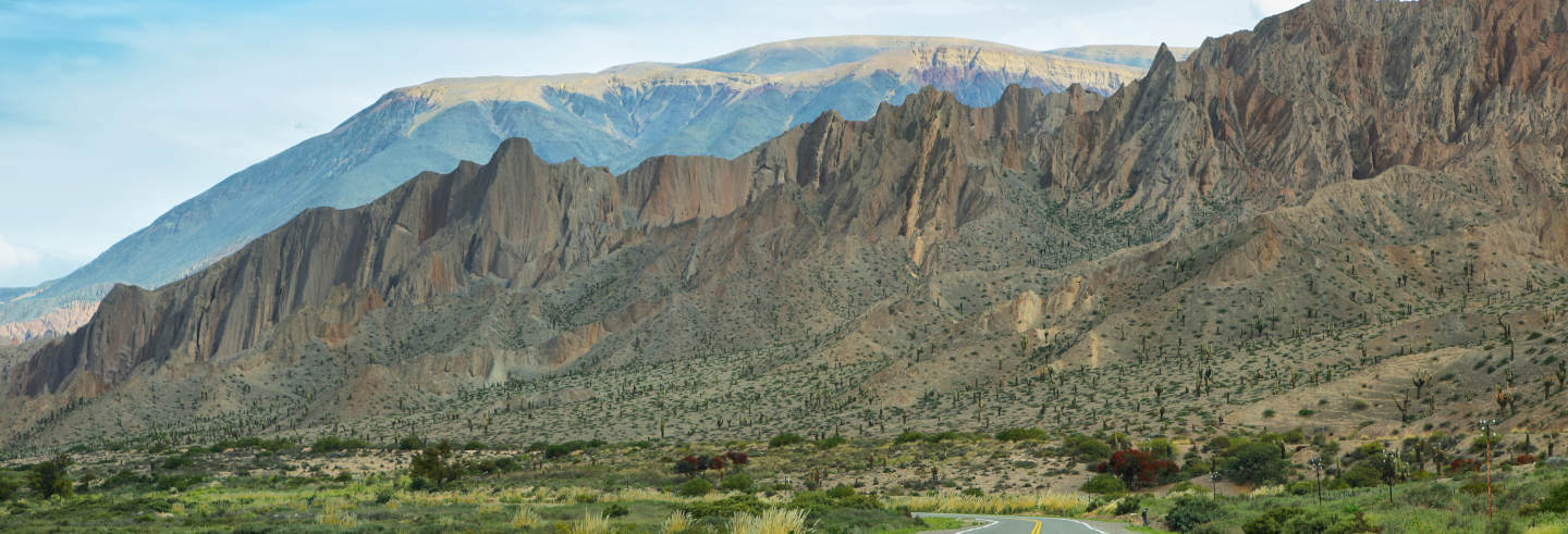 https://mdw-travel-data-us-east-1.s3.amazonaws.com/img/country/Argentina/Quebrada-del-Toro/img_04.jpg