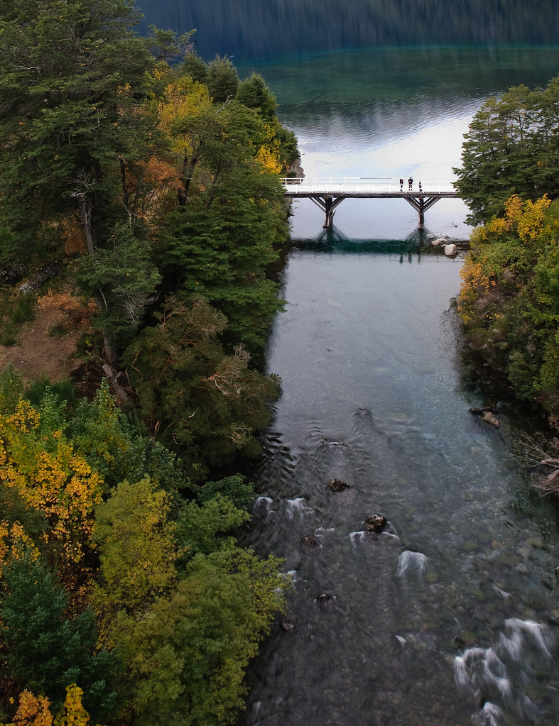 https://mdw-travel-data-us-east-1.s3.amazonaws.com/img/country/Argentina/Rio-Bonito/img_02.jpg