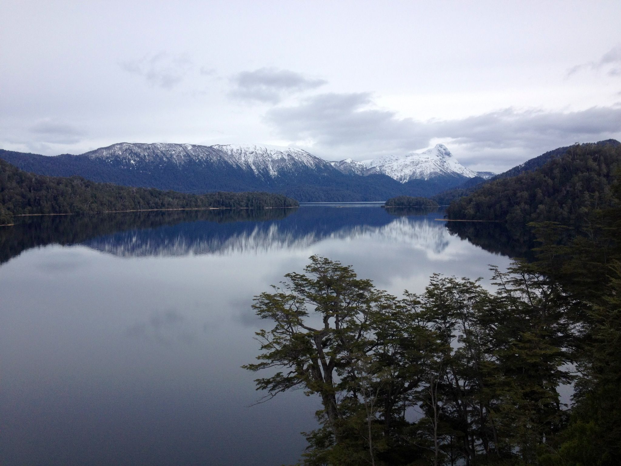 https://mdw-travel-data-us-east-1.s3.amazonaws.com/img/country/Argentina/Route-of-the-Seven-Lakes/img_02.jpg