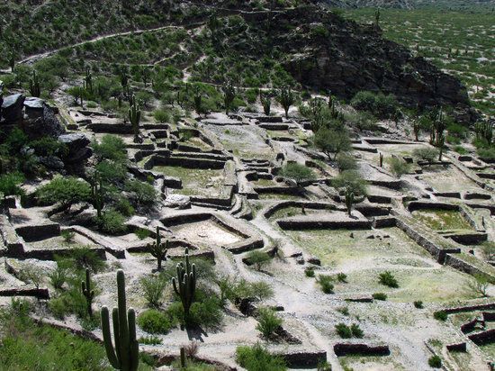 https://mdw-travel-data-us-east-1.s3.amazonaws.com/img/country/Argentina/Ruinas-de-Quilmes/img_02.jpg