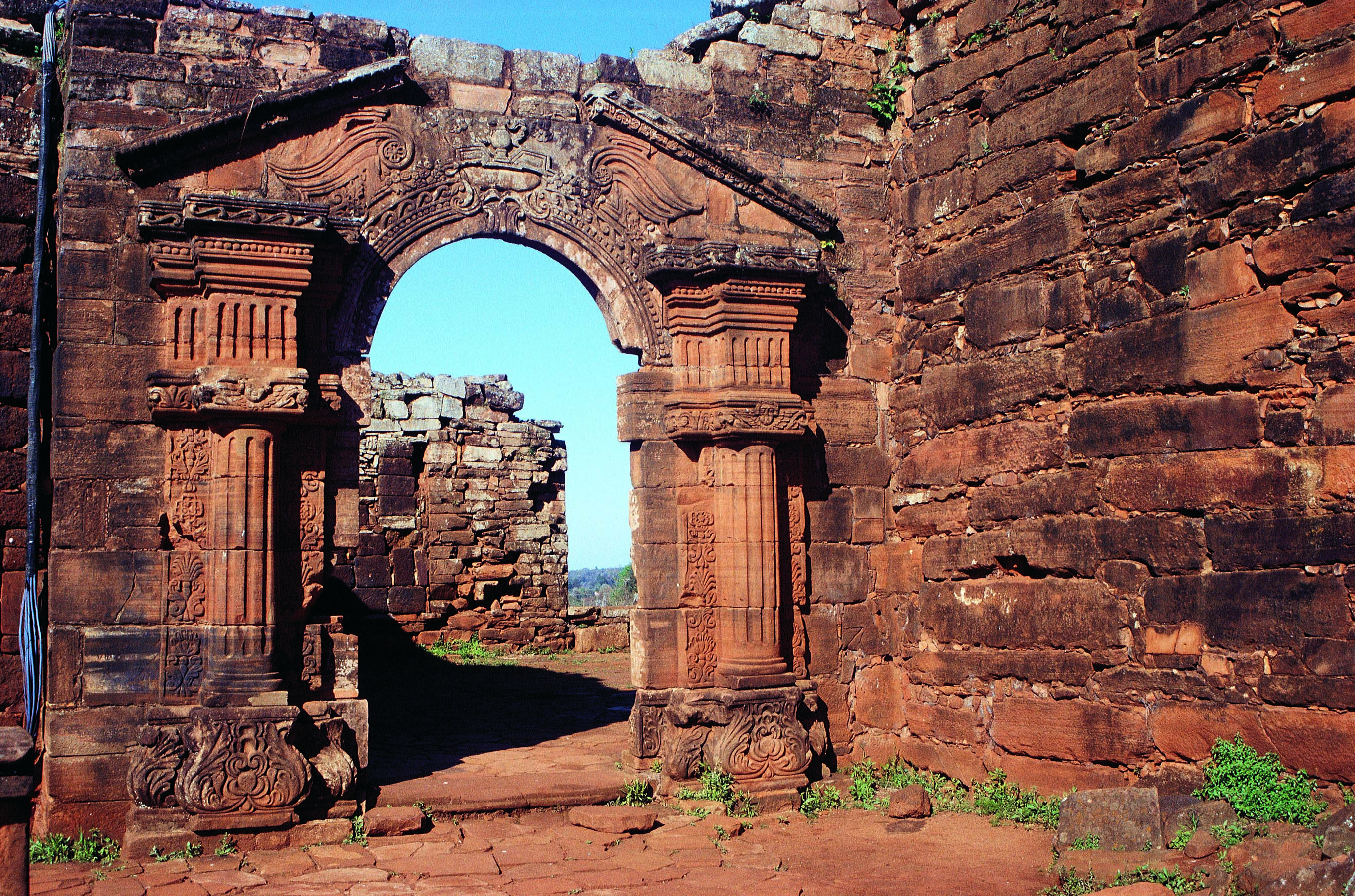 https://mdw-travel-data-us-east-1.s3.amazonaws.com/img/country/Argentina/Ruinas-de-San-Ignacio/img_04.jpg