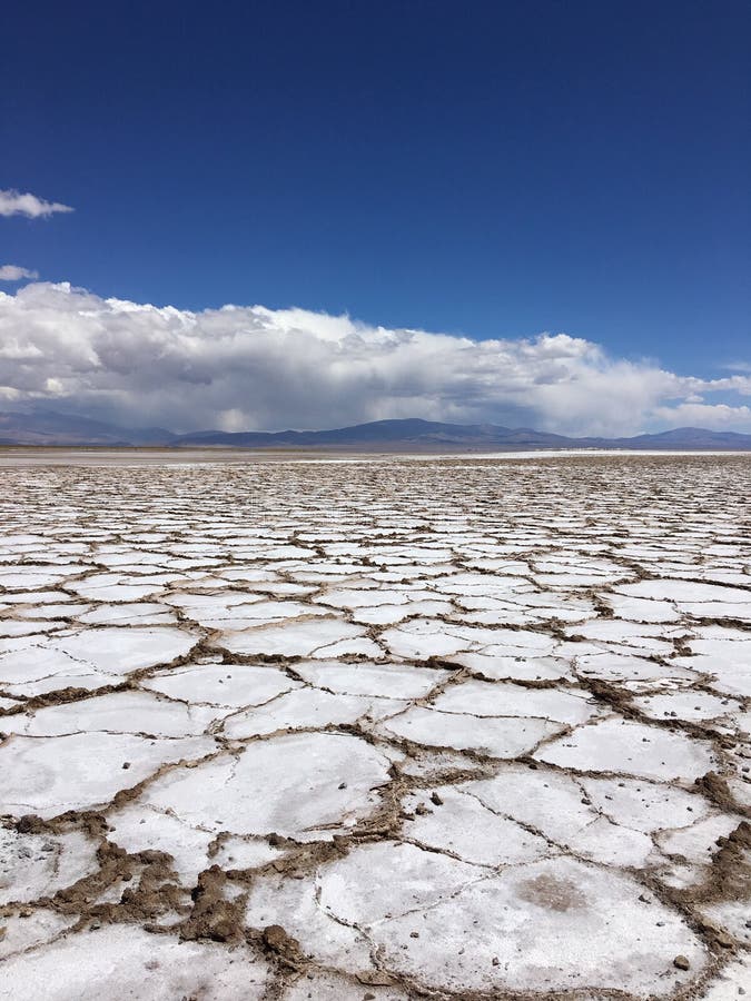 https://mdw-travel-data-us-east-1.s3.amazonaws.com/img/country/Argentina/Salinas-Grandes/img_03.jpg