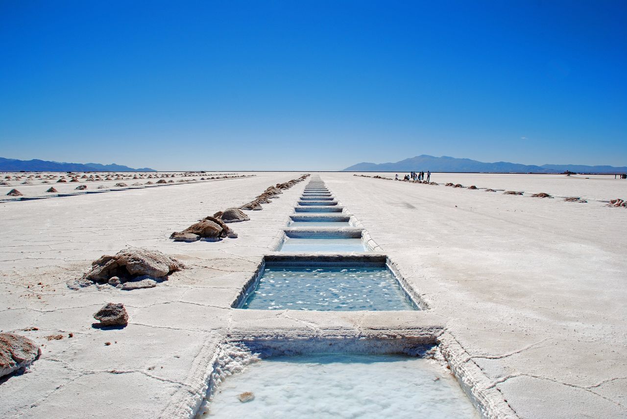https://mdw-travel-data-us-east-1.s3.amazonaws.com/img/country/Argentina/Salinas-Grandes/img_05.jpg