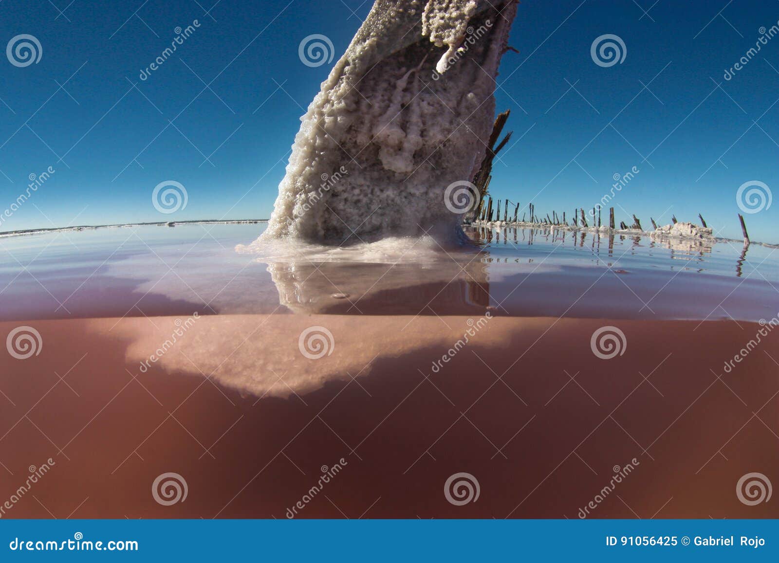 https://mdw-travel-data-us-east-1.s3.amazonaws.com/img/country/Argentina/Salt-Lakes-of-La-Pampa/img_05.jpg