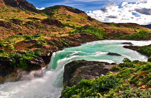https://mdw-travel-data-us-east-1.s3.amazonaws.com/img/country/Argentina/Salto-Pindo/img_03.jpg