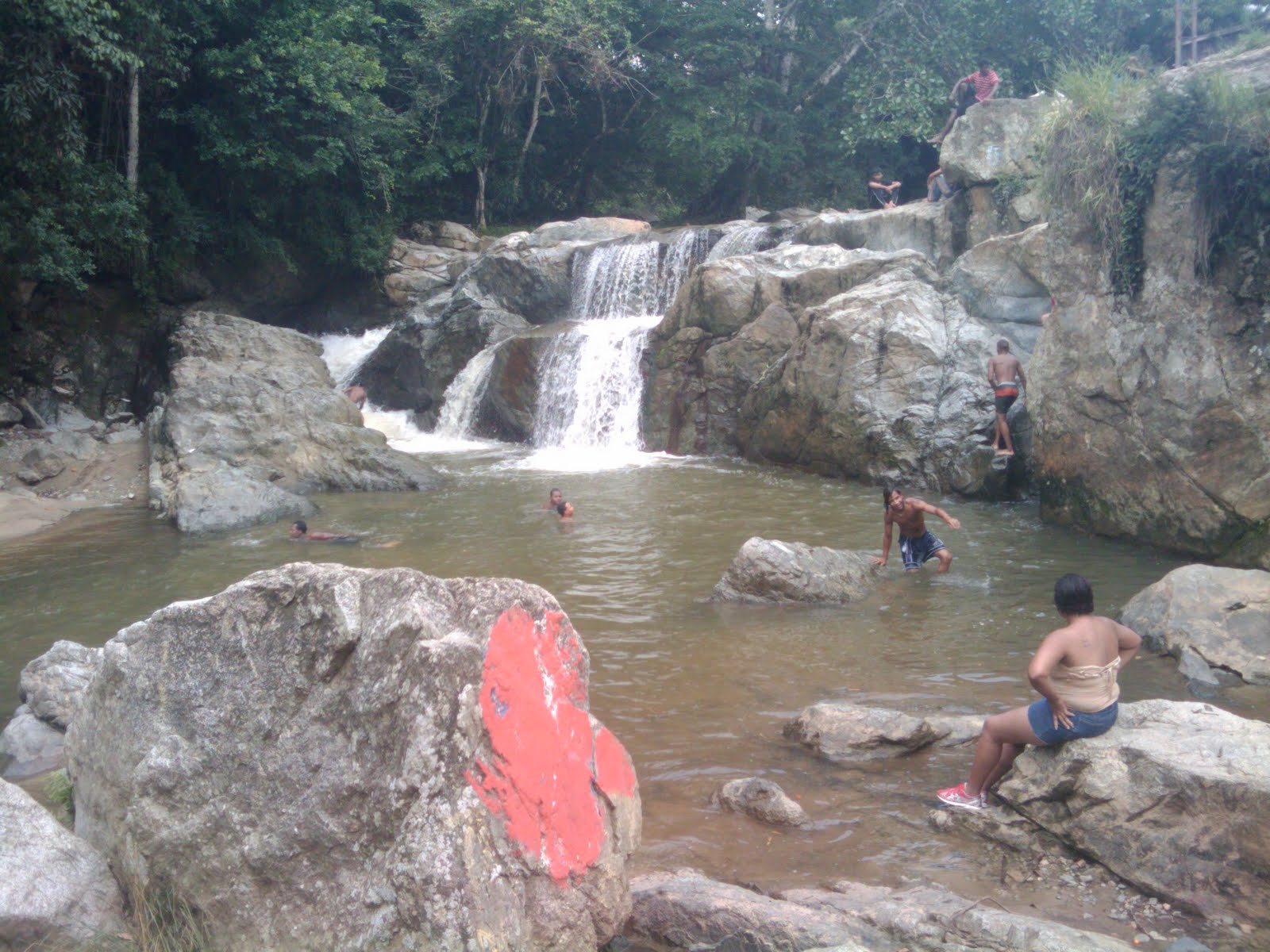 https://mdw-travel-data-us-east-1.s3.amazonaws.com/img/country/Argentina/Salto-de-la-Loma/img_02.jpg