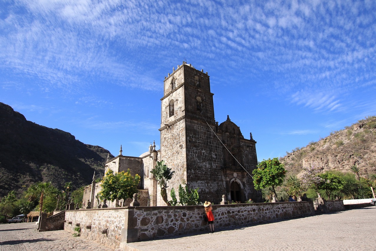https://mdw-travel-data-us-east-1.s3.amazonaws.com/img/country/Argentina/San-Javier/img_03.jpg