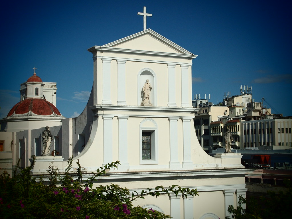 https://mdw-travel-data-us-east-1.s3.amazonaws.com/img/country/Argentina/San-Juan-Cathedral/img_01.jpg