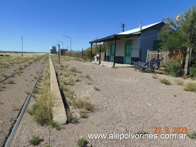 https://mdw-travel-data-us-east-1.s3.amazonaws.com/img/country/Argentina/Sierra-Colorada/img_03.jpg