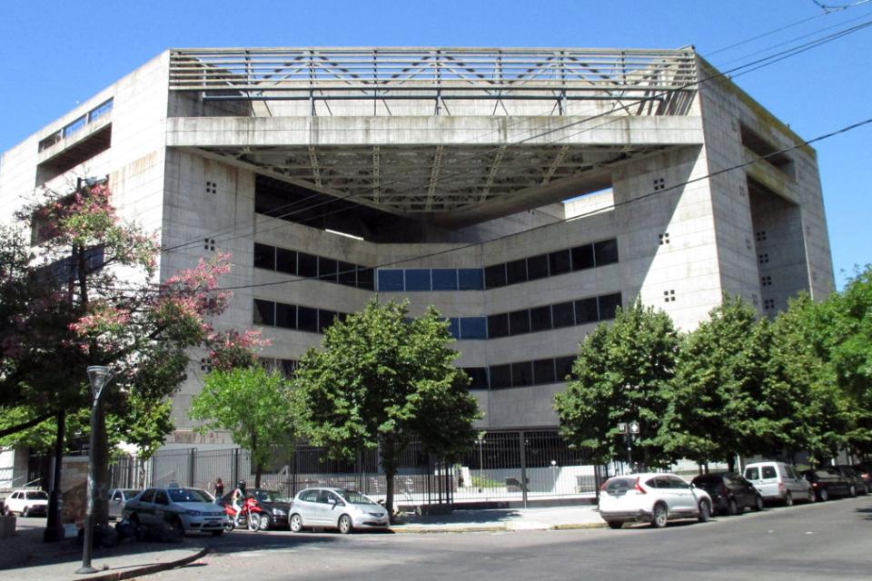 https://mdw-travel-data-us-east-1.s3.amazonaws.com/img/country/Argentina/Teatro-Argentino-de-La-Plata/img_02.jpg