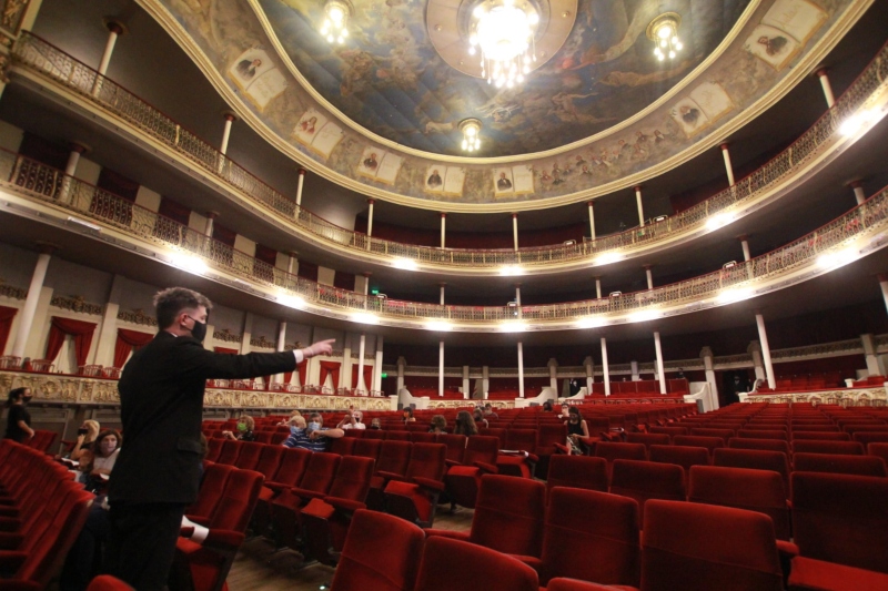 https://mdw-travel-data-us-east-1.s3.amazonaws.com/img/country/Argentina/Teatro-Coliseo-Podesta/img_03.jpg