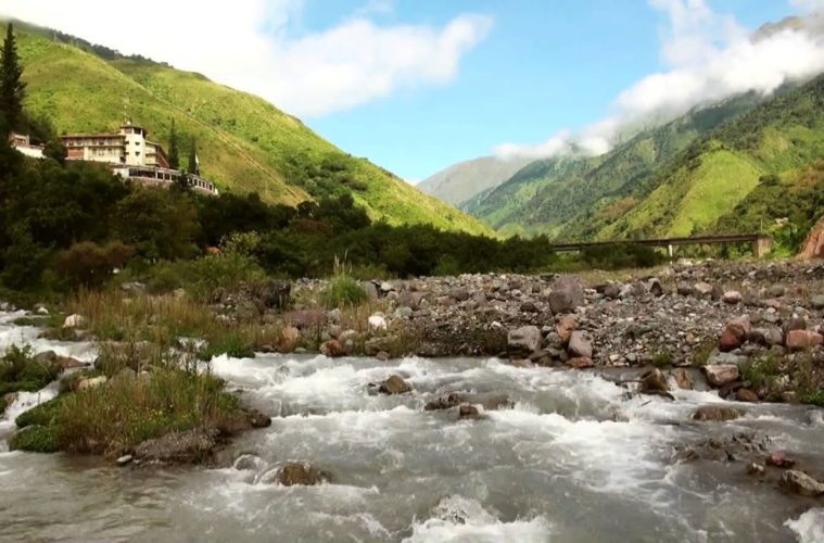 https://mdw-travel-data-us-east-1.s3.amazonaws.com/img/country/Argentina/Termas-de-Reyes/img_03.jpg