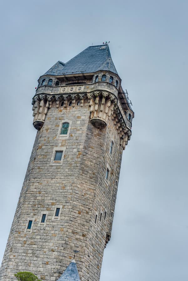 https://mdw-travel-data-us-east-1.s3.amazonaws.com/img/country/Argentina/Torre-Tanque/img_02.jpg