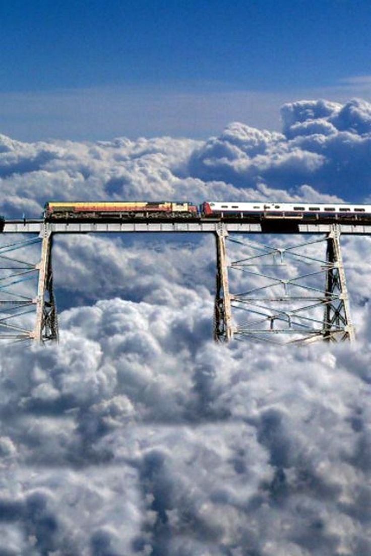 https://mdw-travel-data-us-east-1.s3.amazonaws.com/img/country/Argentina/Train-to-the-Clouds/img_05.jpg