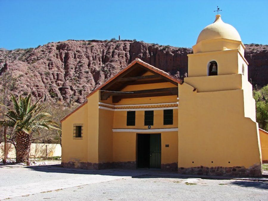 https://mdw-travel-data-us-east-1.s3.amazonaws.com/img/country/Argentina/Tumbaya/img_04.jpg