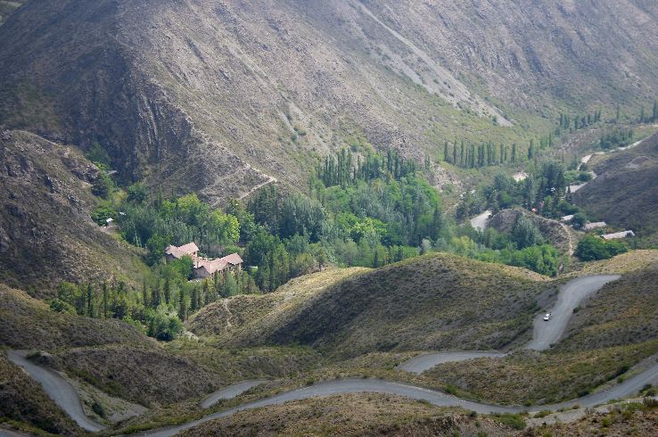 https://mdw-travel-data-us-east-1.s3.amazonaws.com/img/country/Argentina/Uco-Valley/img_01.jpg