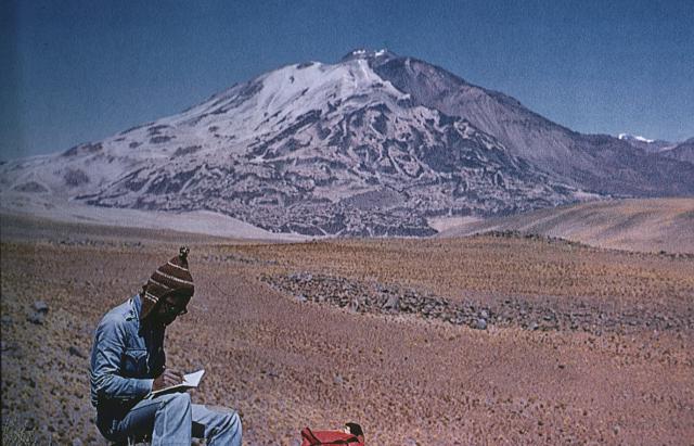 https://mdw-travel-data-us-east-1.s3.amazonaws.com/img/country/Argentina/Volcano-Socompa/img_04.jpg